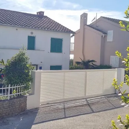 Apartment Palatisa Kozino